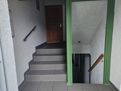 Das Treppenhaus.jpg - Reihenmittelhaus in Anklam zum Kaufen