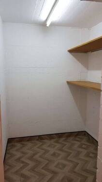 Abstellkammer - 