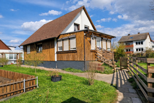 Hausansicht - 6 Zimmer Einfamilienhaus in Boffzen