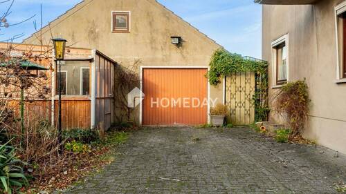 Garage - 