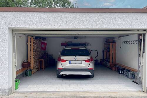 Garage - 