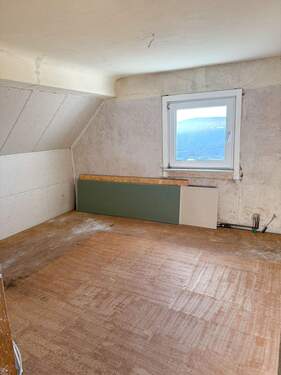 Zimmer Dachgeschoss (teilausgebaut) - 