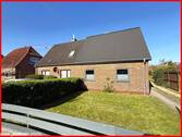 Vorderansicht mit Vorgarten - 3 Zimmer Doppelhaushälfte in Schleswig