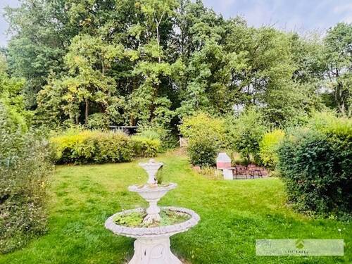 Garten-Idylle - Mehrfamilienhaus, Wohnhaus mit 348,00 m&sup2; in Wickede-Echthausen zum Kaufen