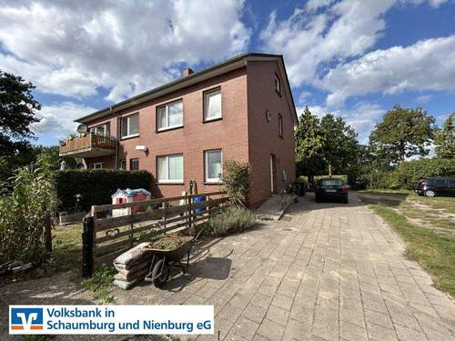 Bild 1 - Zweifamilienhaus in nahezu Alleinlage (vermietet)
