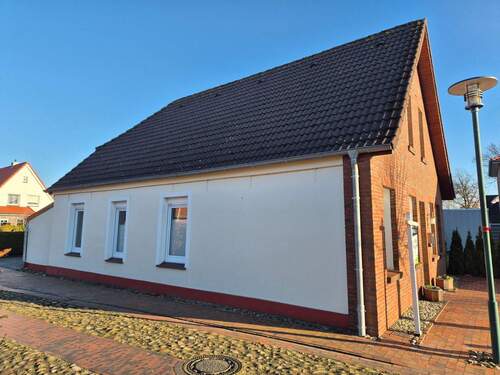 Straßenansicht - Einfamilienhaus mit 104,00 m&sup2; in Barßel zum Kaufen