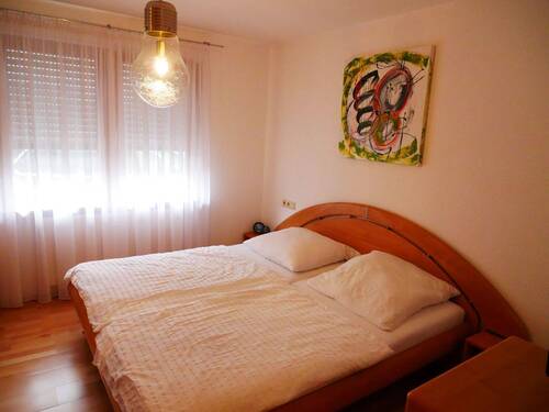 Schlafzimmer (3).JPG - 
