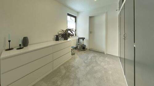 05_Durchgangszimmer_Ankleide - 