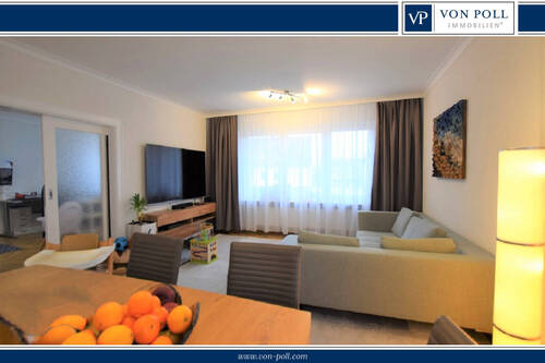 Wohnzimmer - Essplatz - Großzügige 4-Zimmer-Wohnung mit 2 Balkonen und Garage - vermietet!