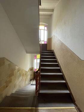 Treppenhaus - Mehrfamilienhaus, Wohnhaus mit 400,00 m&sup2; in Offenburg zum Kaufen