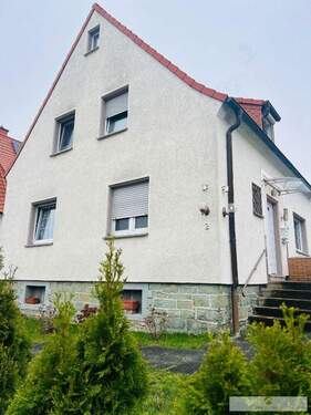 Einfamilienhaus mit Garage + großzügigem Garten - 7 Zimmer Einfamilienhaus zum Kaufen in Werl