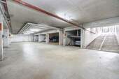 Tiefgarage mit Stellplatz - 