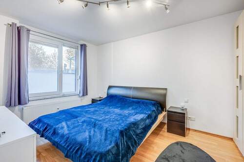 Schlafzimmer - Etagenwohnung mit 64,60 m&sup2; in München zum Kaufen