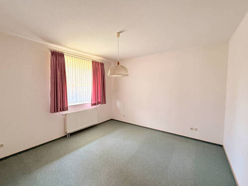 Schlafzimmer Vorderseite - 