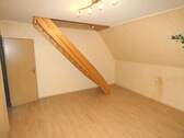 DG - Schlafen mit Zugang Spitzboden - 