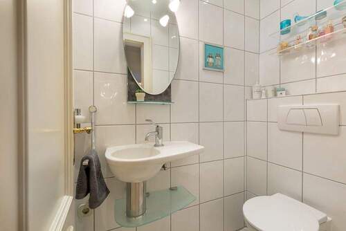 Gäste-WC - 3 Zimmer Reihenmittelhaus in Hamburg