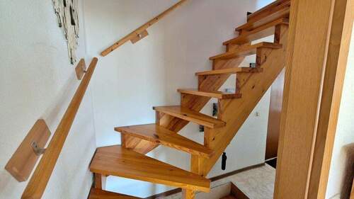 Treppe zum Dachgeschoss - 