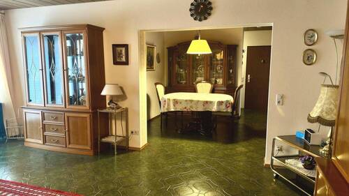 Wohnen- und Essbereich - 