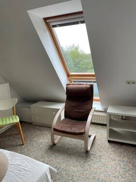 Wohnbereich zum Fenster - Etagenwohnung mit 20,00 m² in Timmendorfer Strand zur Miete