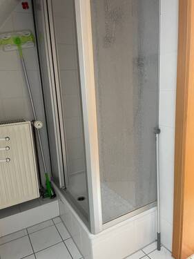 Badezimmer-Dusche - 