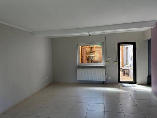 EFH Wohnzimmer - Mehrfamilienhaus, Wohnhaus zum Kaufen in Friedberg