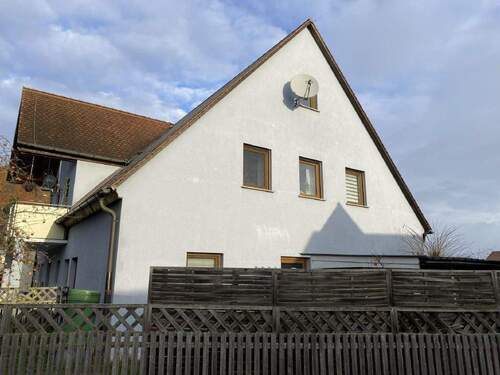 Bild2 - 6 Zimmer Mehrfamilienhaus, Wohnhaus zum Kaufen in Gerhardshofen