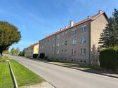 Straßens..jpg - 3 Zimmer Etagenwohnung zum Kaufen in Luckow