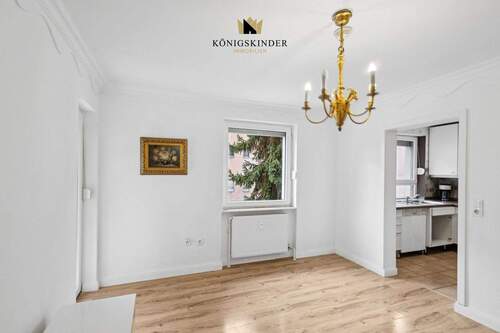 Zimmer 4 - ** Helle 4-Zimmer-Wohnung mit Balkon und Garage in zentraler Lage von Leonberg **