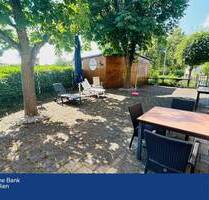 Solides Wohnhaus mit Gastronomiebereich - Singen Hausen