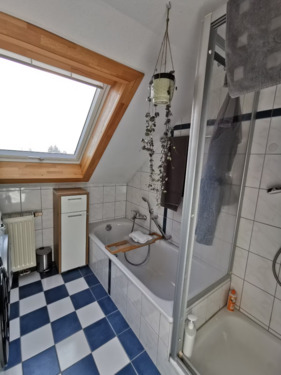 b353b6d8-3d18-49ad-b8b1-b1549e3a73b7 - 