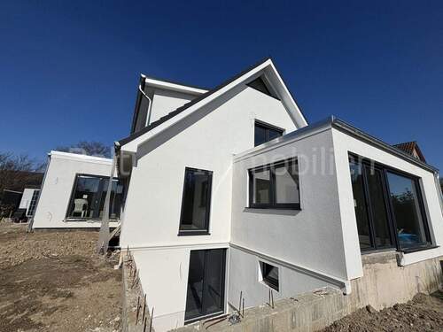 Außenansicht - 2 Zimmer Etagenwohnung in Neustadt