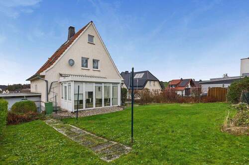 CAM03586G0-PR0063-STILL038 - 8 Zimmer Einfamilienhaus in Warstein