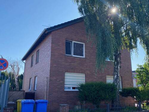 Straßenansicht - 9 Zimmer Mehrfamilienhaus, Wohnhaus in Frechen