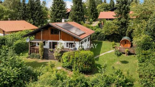 Außenansicht Drohne 9 - Ihr Naturidyll in Regen - gepflegtes Haus mit Sauna, PV, Holzcharme & großem Garten