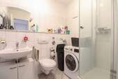 Badezimmer - Etagenwohnung mit 53,30 m&sup2; in Magdeburg zum Kaufen