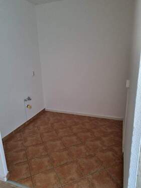 20251202_102003_resized.jpg - 3 Zimmer Etagenwohnung in Chemnitz