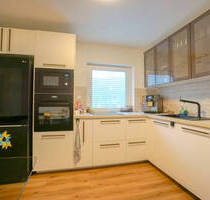 Platz für die ganze Familie - moderne Doppelhaushälfte mit Garten und Terrasse in ruhiger Lage - Fürth Stadeln