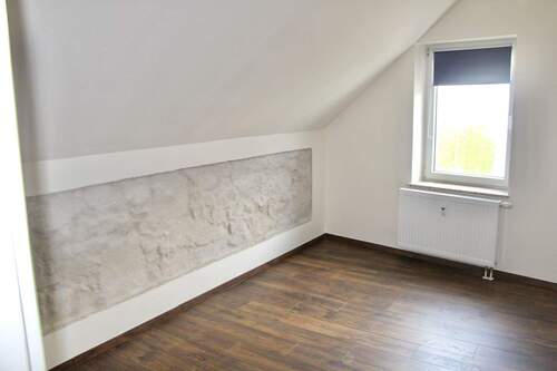 Schlafzimmer Wohnung OG - Mehrfamilienhaus, Wohnhaus mit 280,00 m&sup2; in Bad Salzuflen zum Kaufen