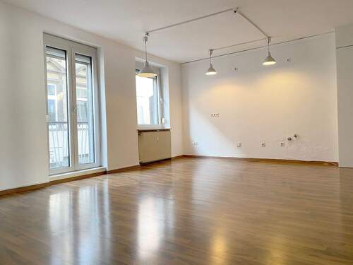 Wohnraum mit Küche.JPG - Etagenwohnung mit 64,00 m&sup2; in Mayen zur Miete