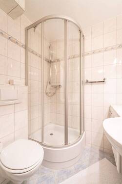 Duschbad - 2 Zimmer Etagenwohnung in Borkum