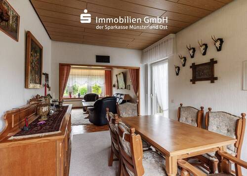 Wohn- und Esszimmer - 