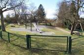 schöner Kinderspielplatz nebenan! - 
