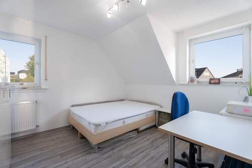 Schlafzimmer DG - 
