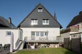 Haus Rückansicht - 7 Zimmer Einfamilienhaus in Warstein