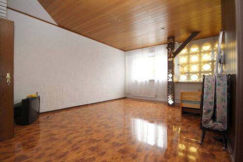 wohnzimmer.JPG - 3 Zimmer Etagenwohnung in Andernach