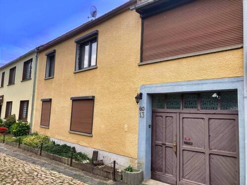 Hausansicht - 4 Zimmer Reihenmittelhaus zum Kaufen in Allstedt