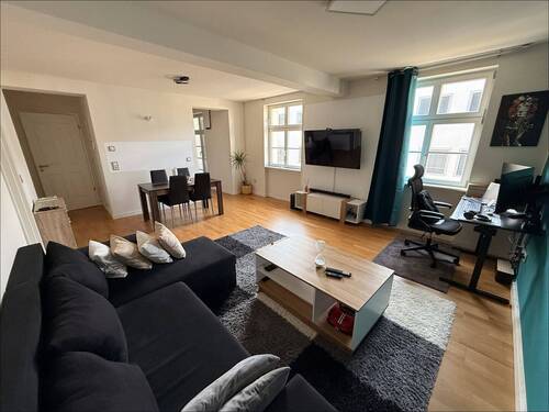 Wohn-/Essbereich mit viel Licht - 