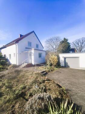 Ansicht.jpg - Charmantes Wohnglück in Wassernähe: Kompaktes Einfamilienhaus in Berlin-Niederschöneweide