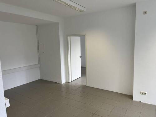 2 - 2 Zimmer Büro zur Miete in Lübeck