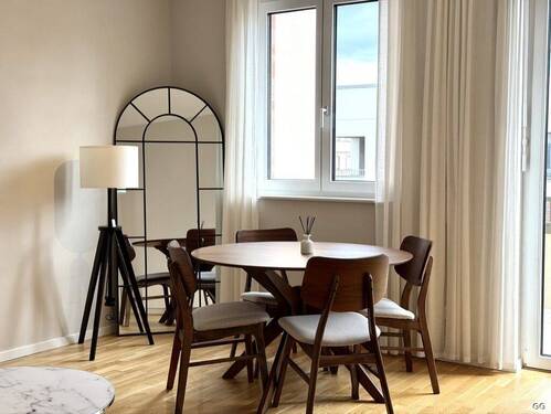 Essbereich im Wohnzimer - 2 Zimmer Etagenwohnung in Berlin